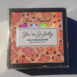 🌺HP🌺 Too Faced You're So Jelly Highlighter New